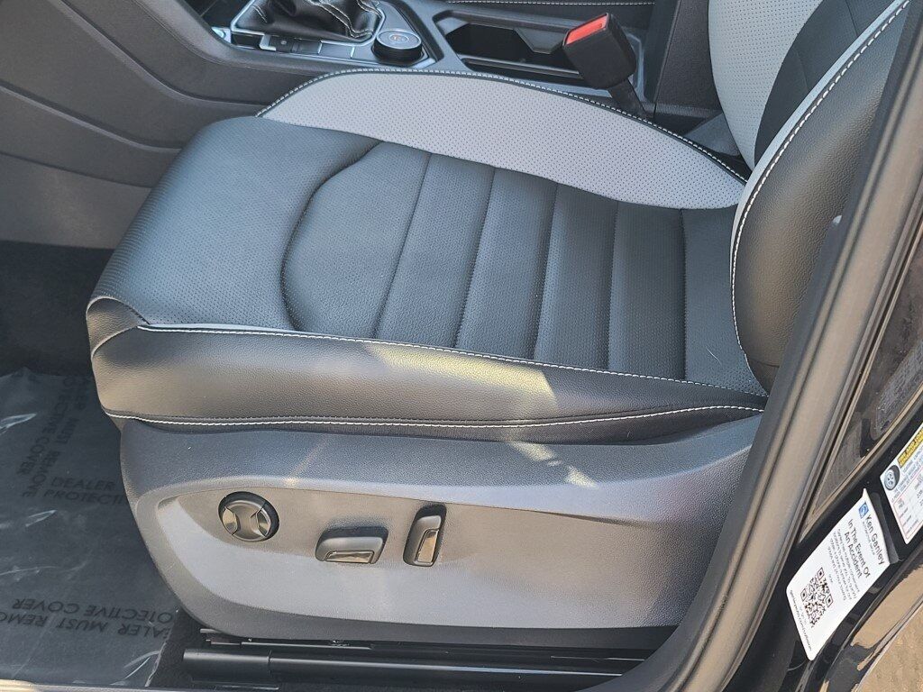 2023 Volkswagen Taos 1.5T SEL Springfield VA