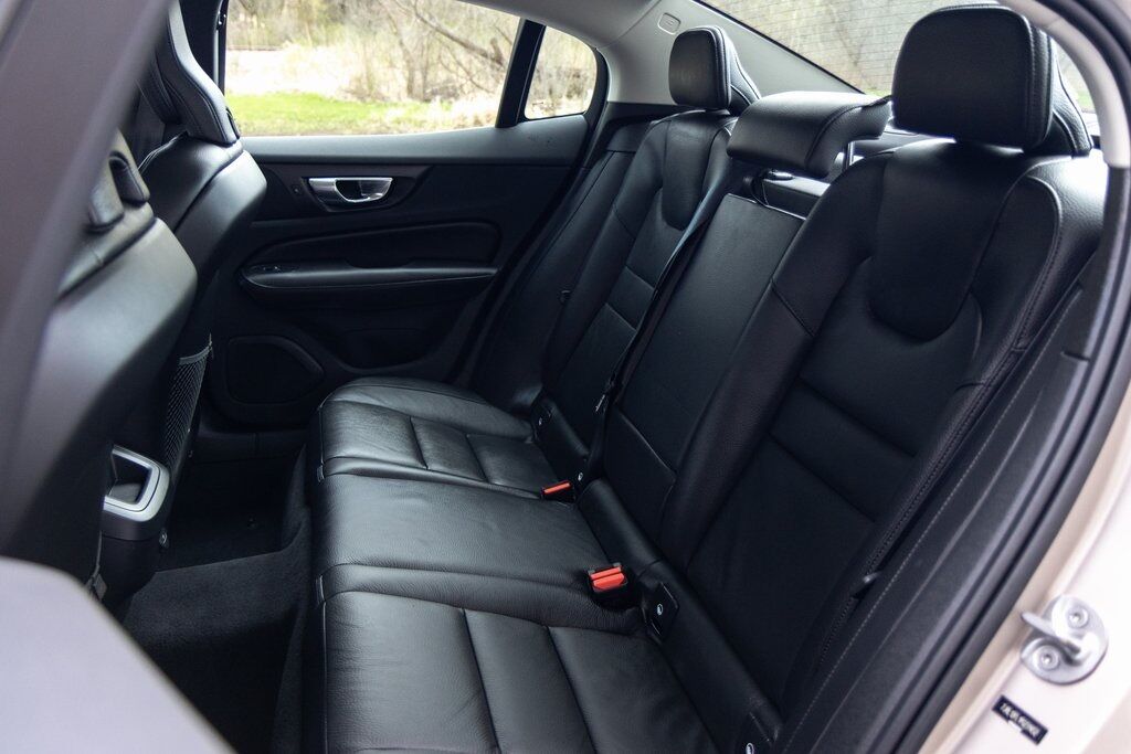 2023 Volvo S60 B5 Plus Dark Theme Kenosha WI