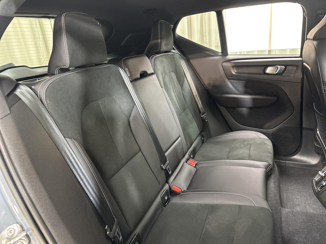 2023 Volvo XC40 B5 Plus Dark Theme Annapolis MD