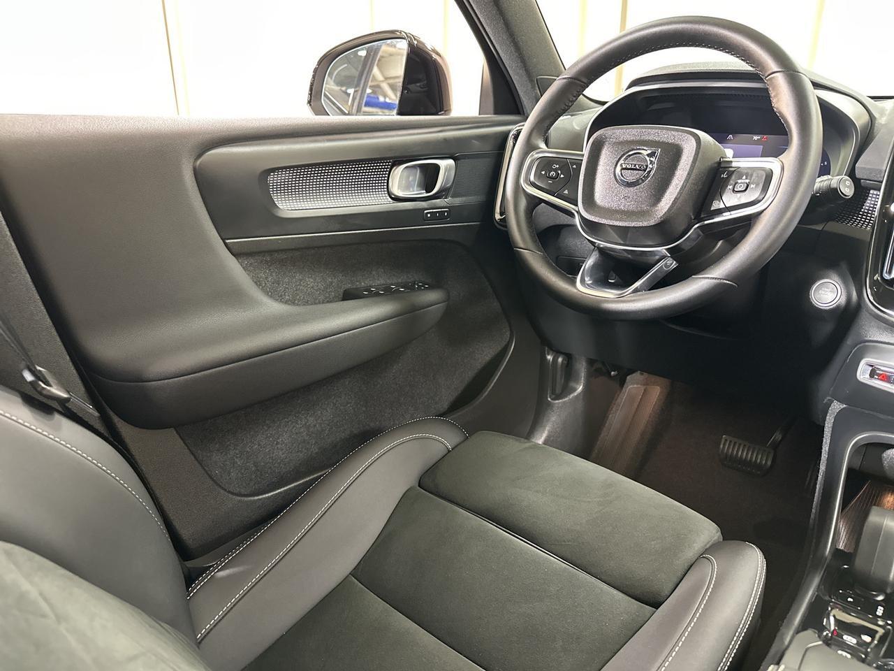 2023 Volvo XC40 B5 Plus Dark Theme Annapolis MD