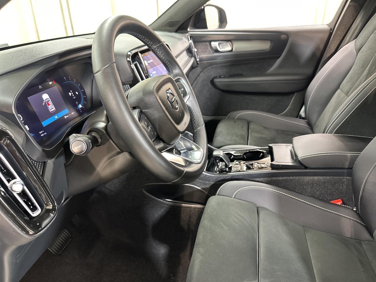 2023 Volvo XC40 B5 Plus Dark Theme Annapolis MD