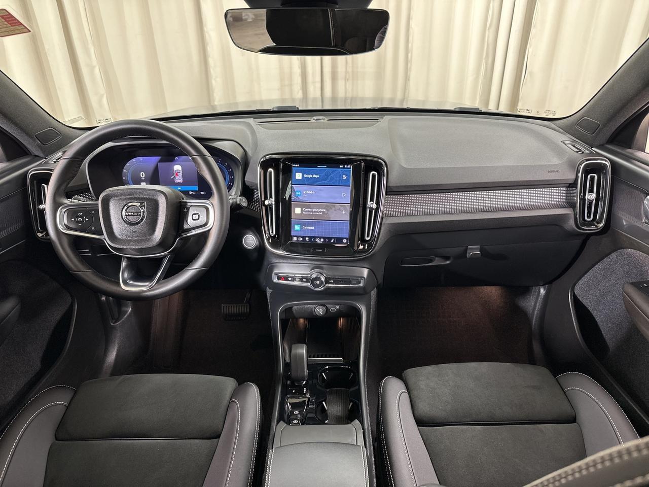 2023 Volvo XC40 B5 Plus Dark Theme Annapolis MD