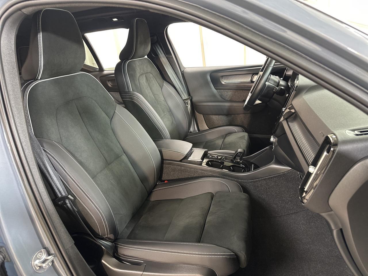 2023 Volvo XC40 B5 Plus Dark Theme Annapolis MD