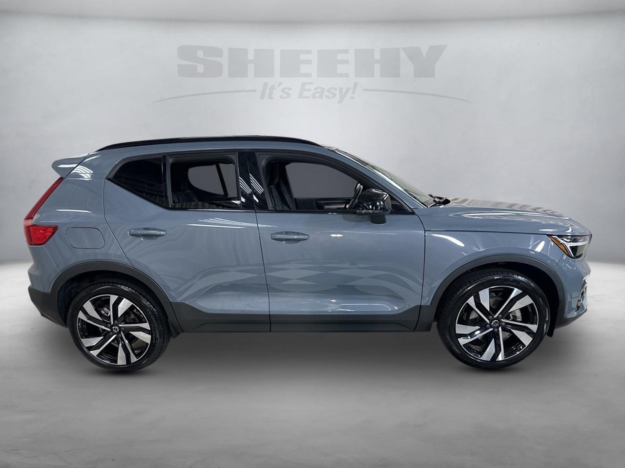 2023 Volvo XC40 B5 Plus Dark Theme Annapolis MD