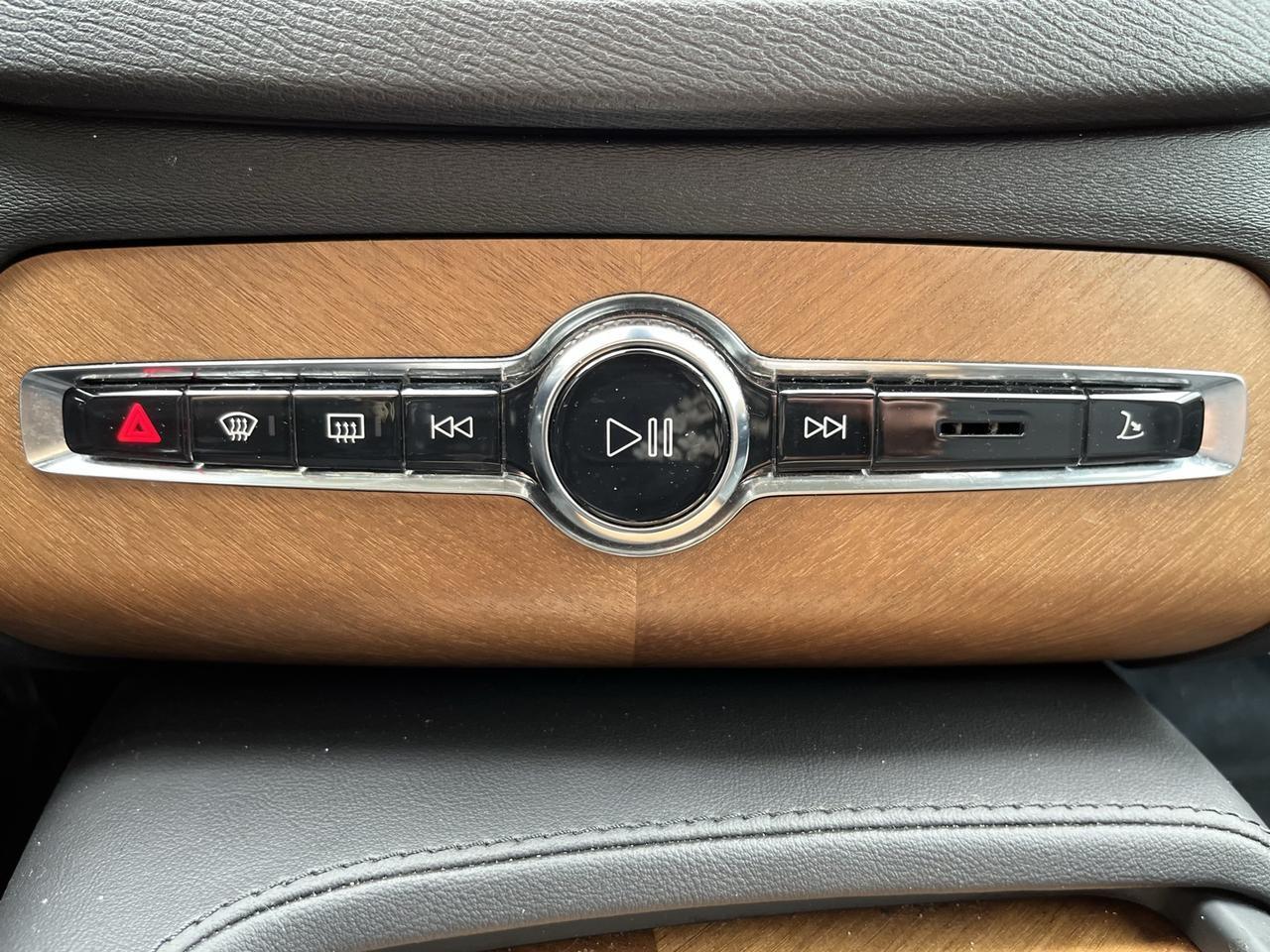 2023 Volvo XC90 B5 Plus Glen Burnie MD