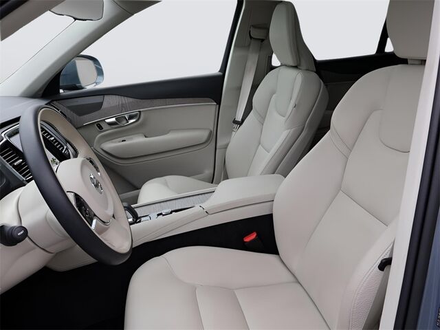 2023 Volvo XC90 Recharge Plug-In Hybrid T8 Plus 6 Passenger Merriam KS