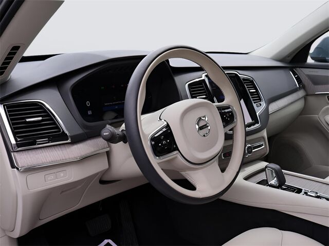 2023 Volvo XC90 Recharge Plug-In Hybrid T8 Plus 6 Passenger Merriam KS