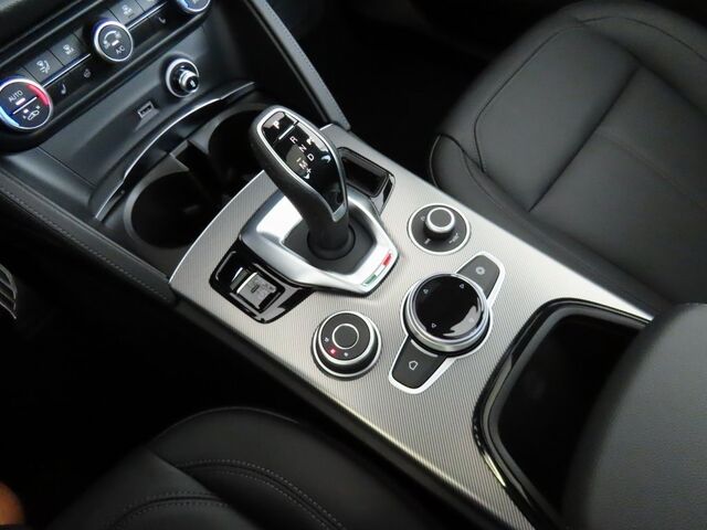 2024 Alfa Romeo Stelvio Ti Merriam KS
