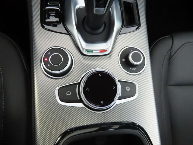 2024 Alfa Romeo Stelvio Ti Merriam KS