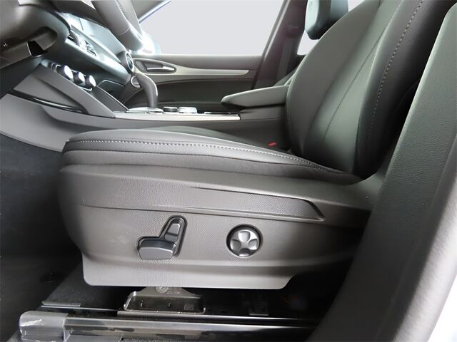 2024 Alfa Romeo Stelvio Ti Merriam KS