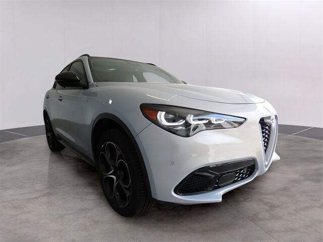2024 Alfa Romeo Stelvio Ti Merriam KS 2024 Alfa Romeo Stelvio Ti Merriam KS