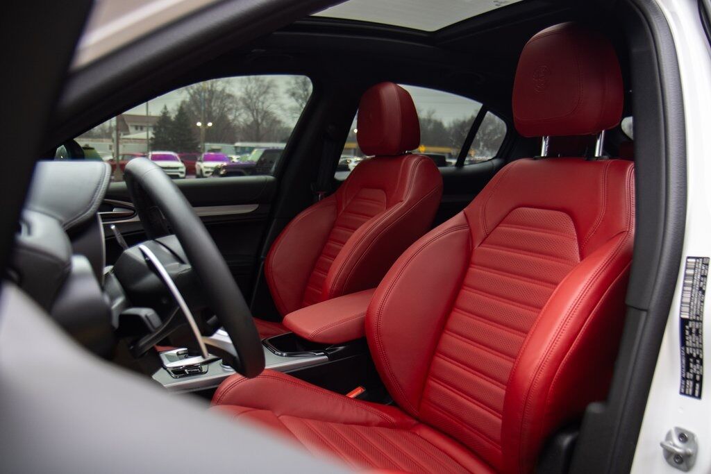 2024 Alfa Romeo Stelvio Veloce Kenosha WI