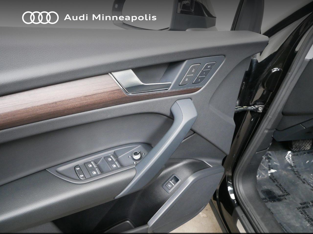 2024 Audi Q5 40 Premium Oak Ridge TN