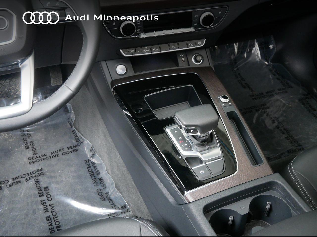 2024 Audi Q5 40 Premium Oak Ridge TN