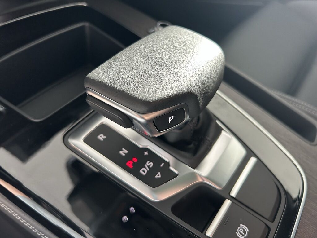 2024 Audi Q5 e 55 Premium Plus Quincy MA