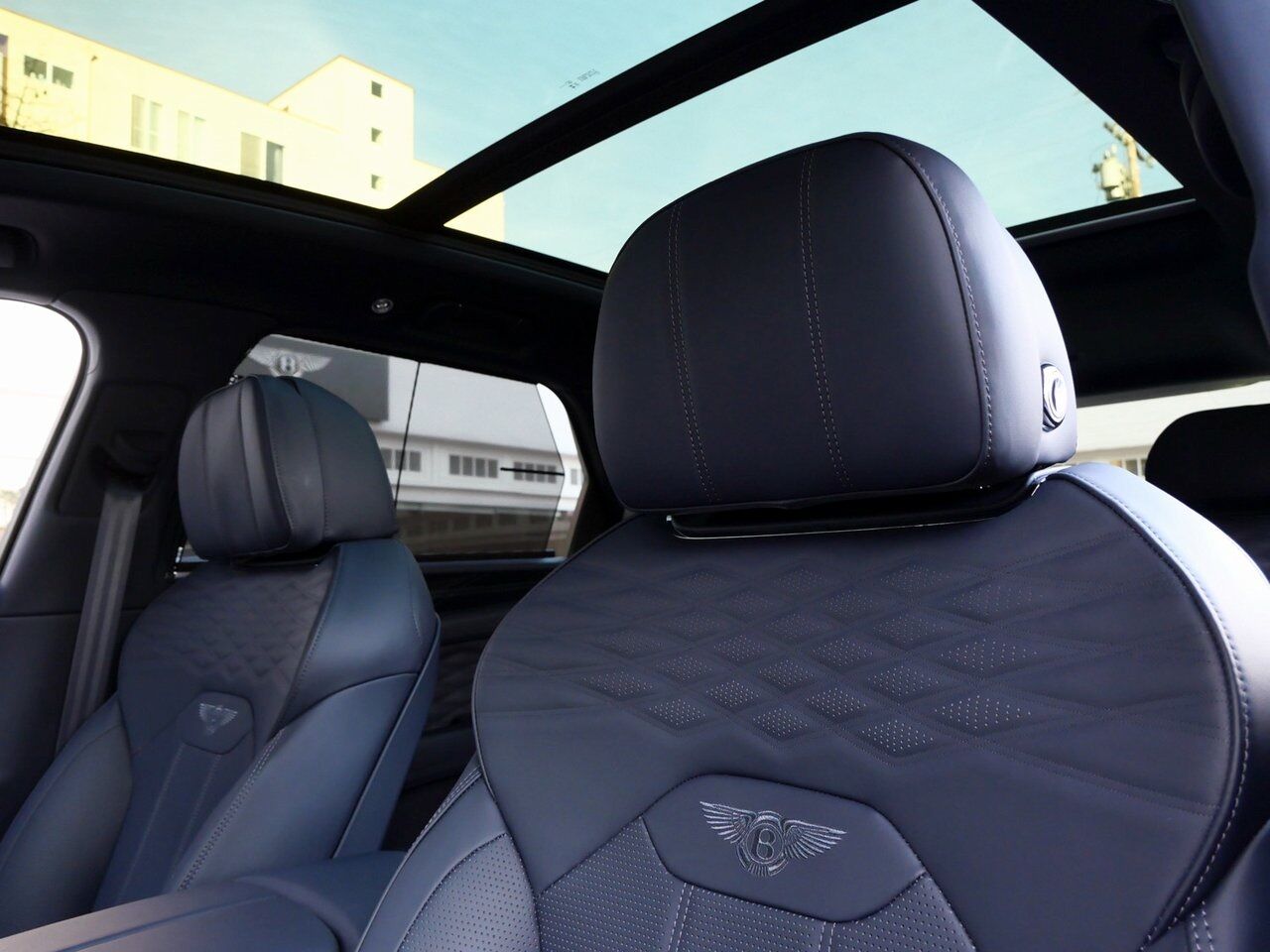 2024 Bentley Bentayga Azure Lawrence KS