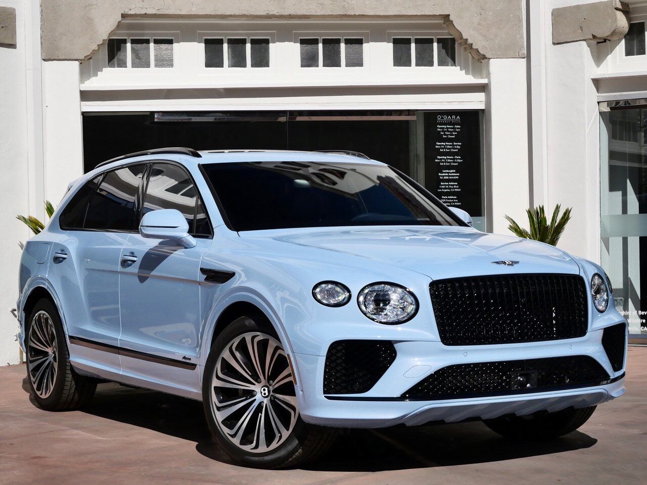 2024 Bentley Bentayga Azure