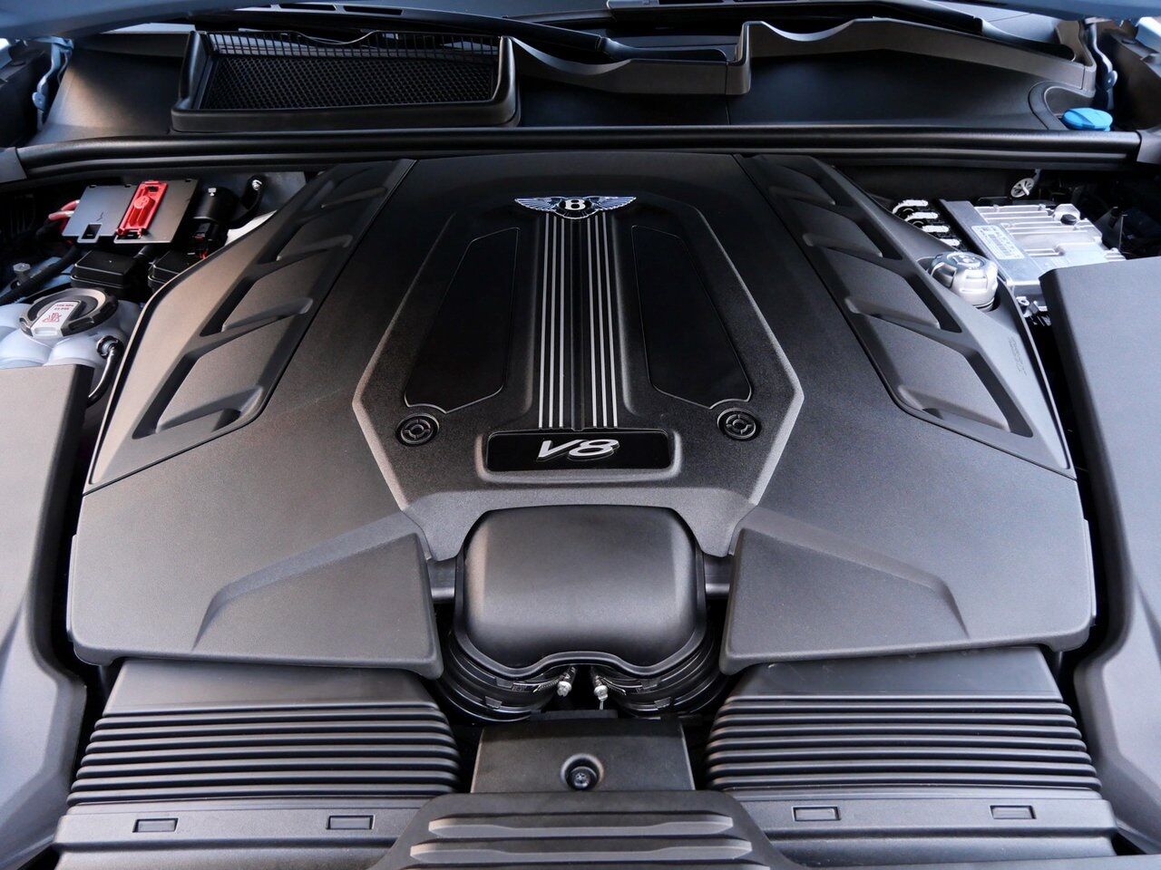 2024 Bentley Bentayga Azure Lawrence KS