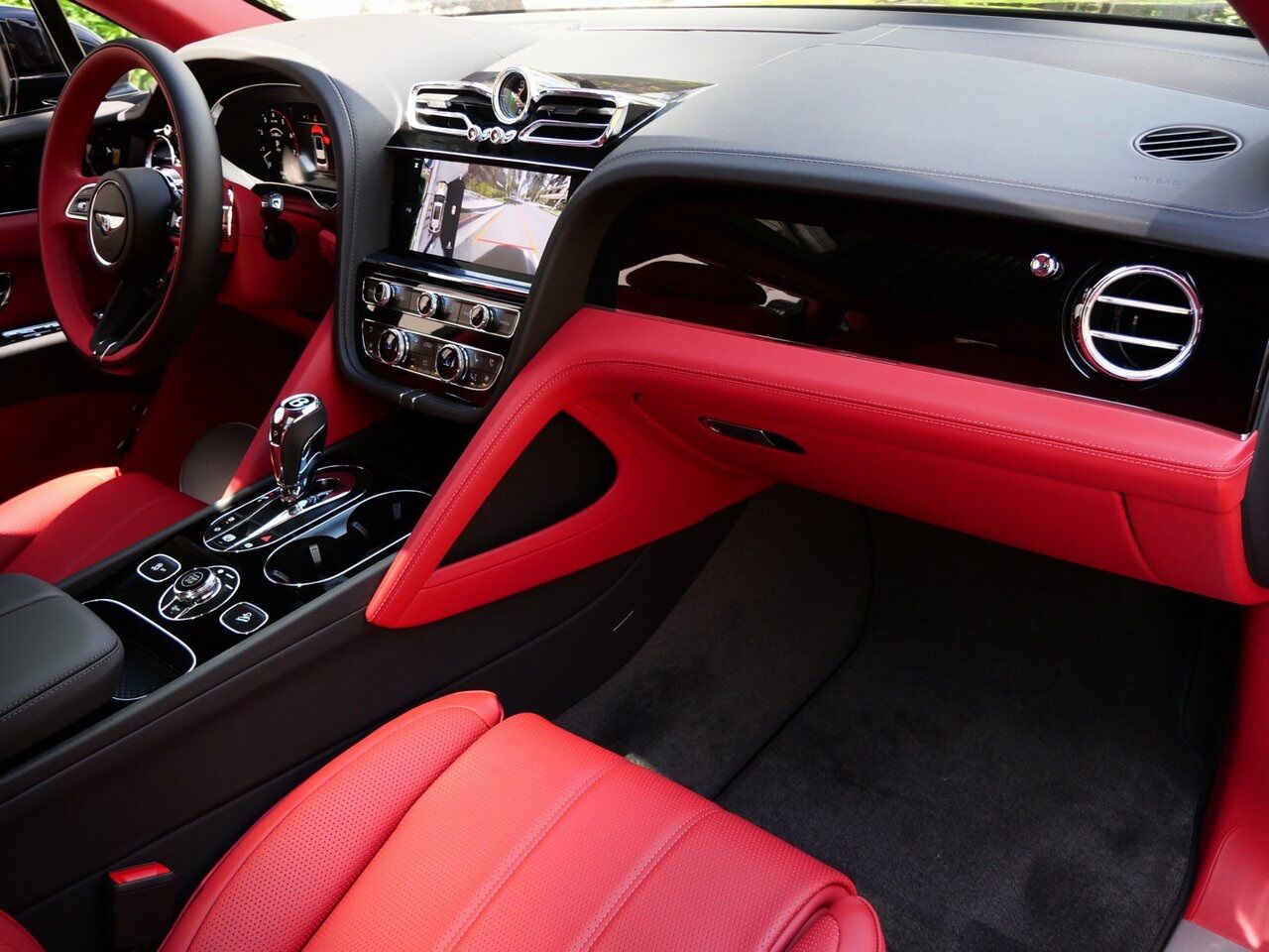 2024 Bentley Bentayga EWB Lawrence KS