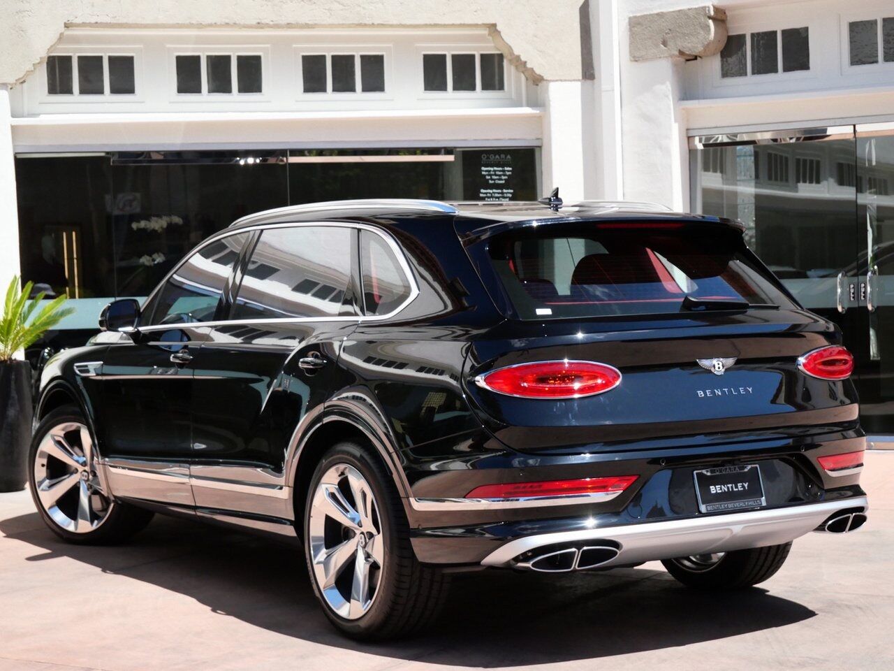 2024 Bentley Bentayga EWB