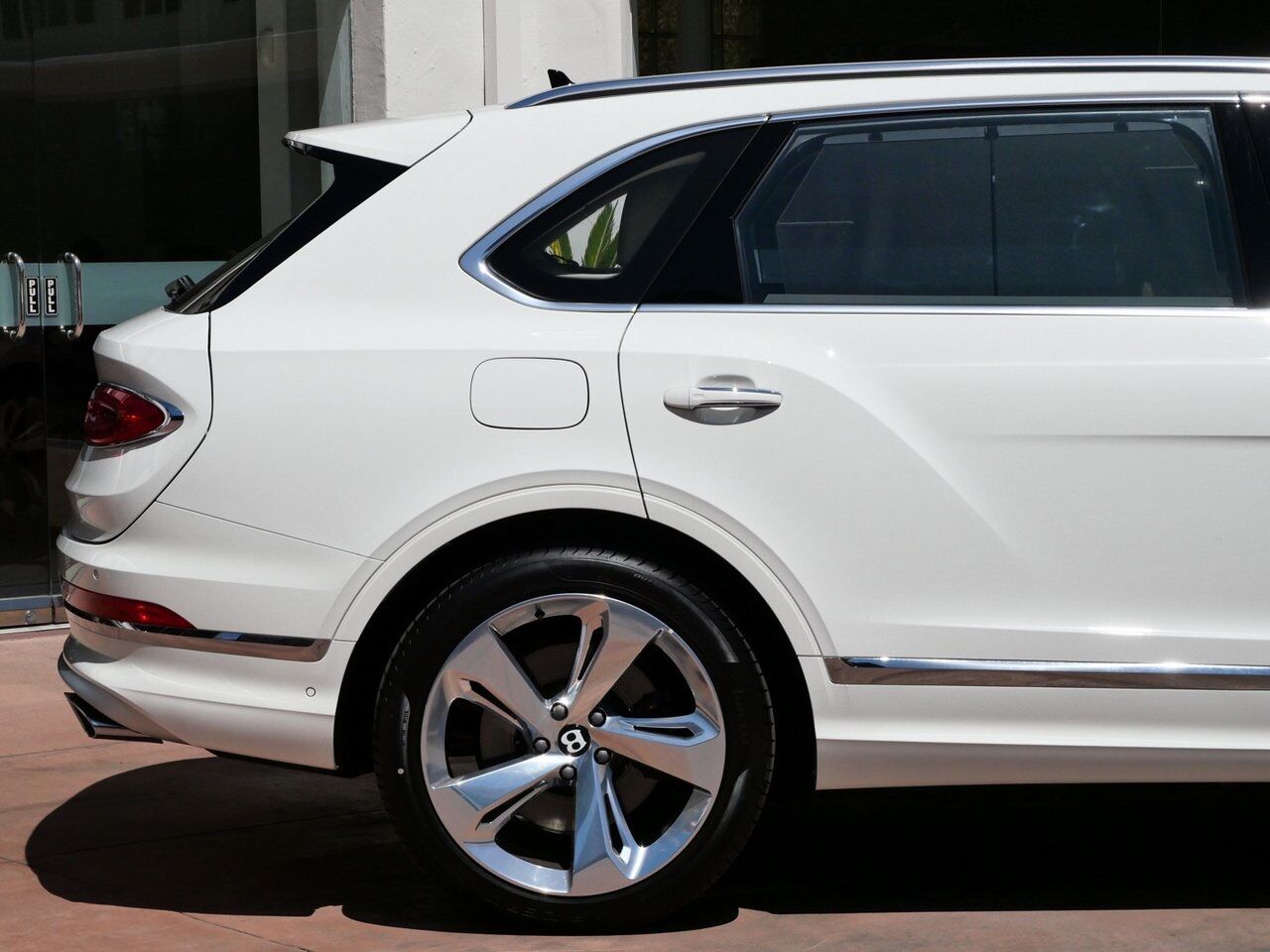 2024 Bentley Bentayga EWB Lawrence KS