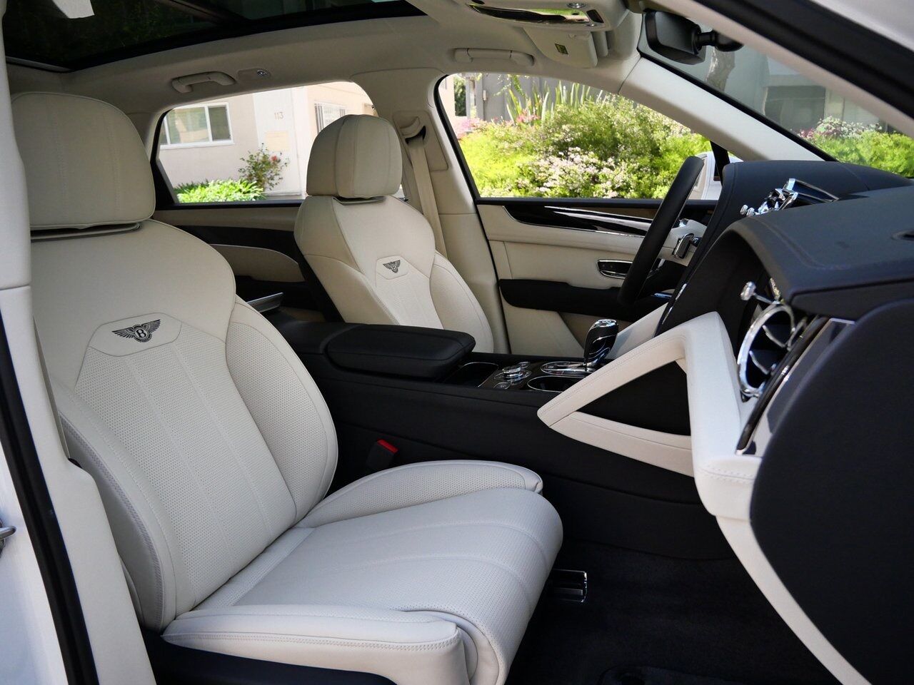 2024 Bentley Bentayga EWB Lawrence KS