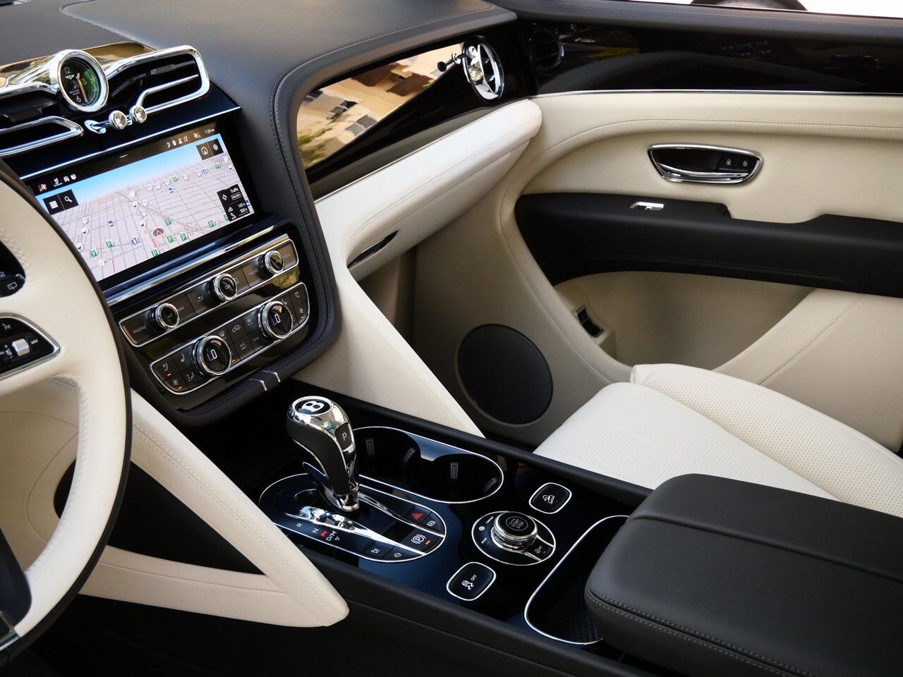 2024 Bentley Bentayga EWB Lawrence KS