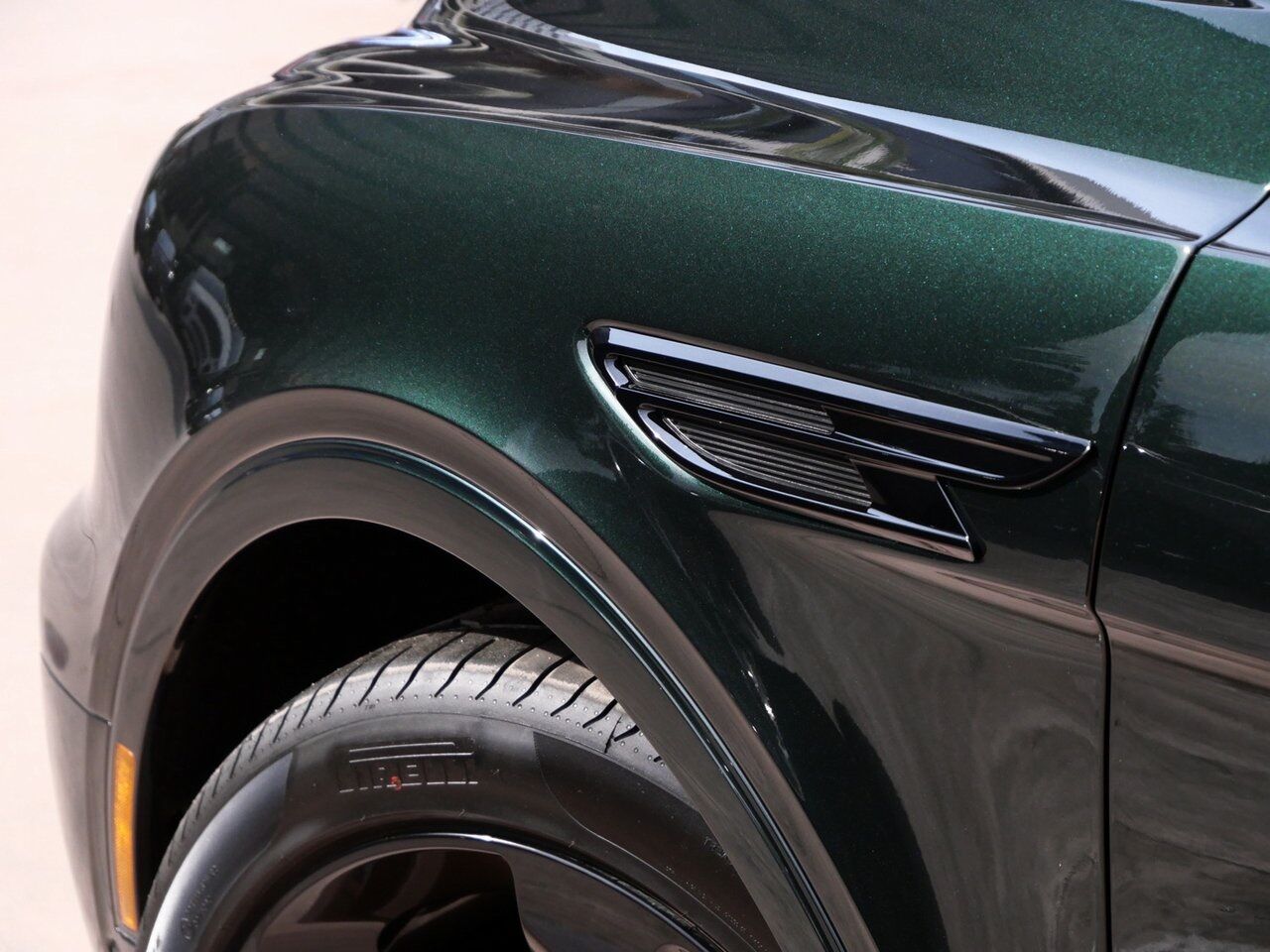 2024 Bentley Bentayga EWB Azure Lawrence KS