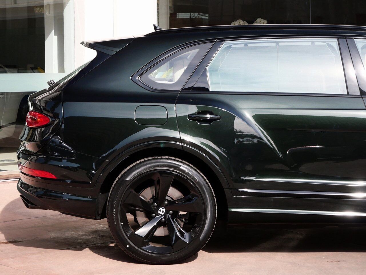 2024 Bentley Bentayga EWB Azure Lawrence KS