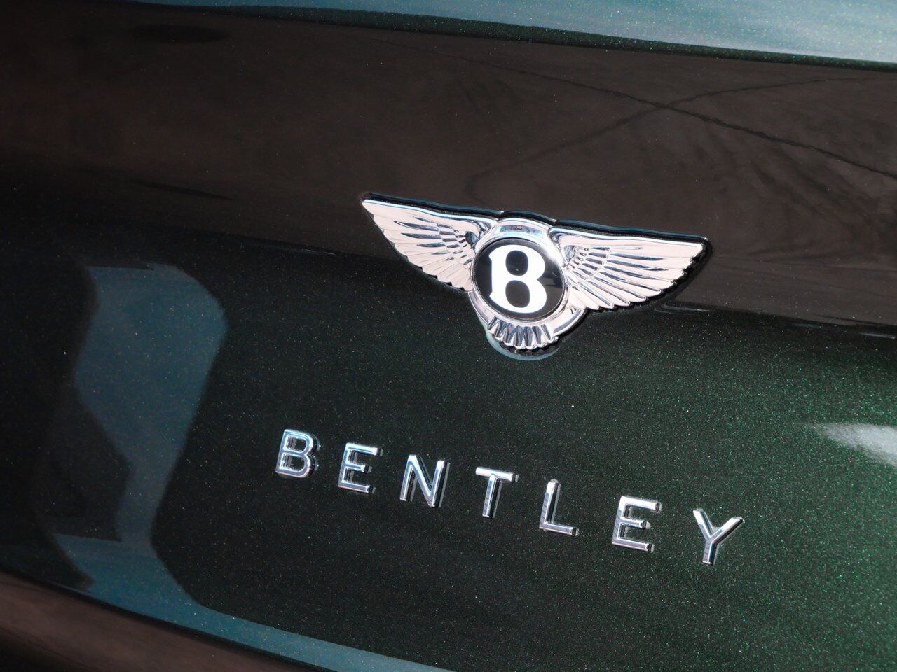 2024 Bentley Bentayga EWB Azure Lawrence KS