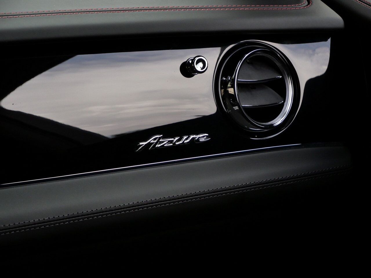 2024 Bentley Bentayga EWB Azure Lawrence KS