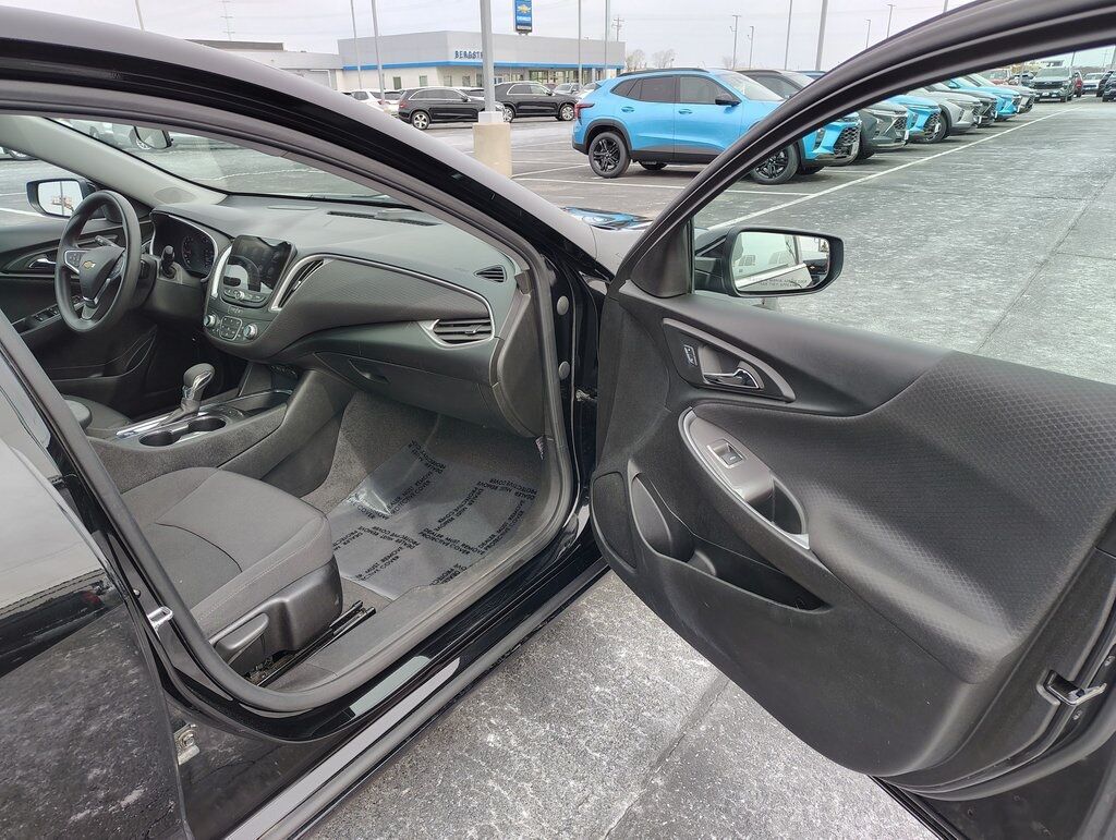 2024 Chevrolet Malibu LT 1LT Green Bay WI