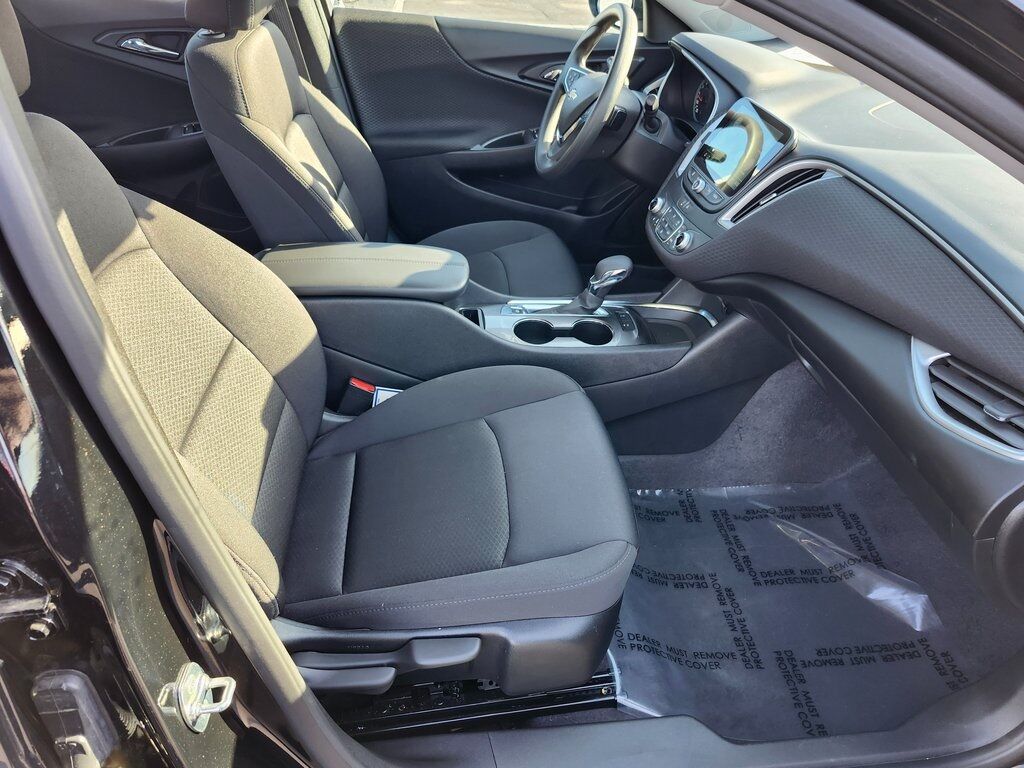 2024 Chevrolet Malibu LT 1LT Green Bay WI