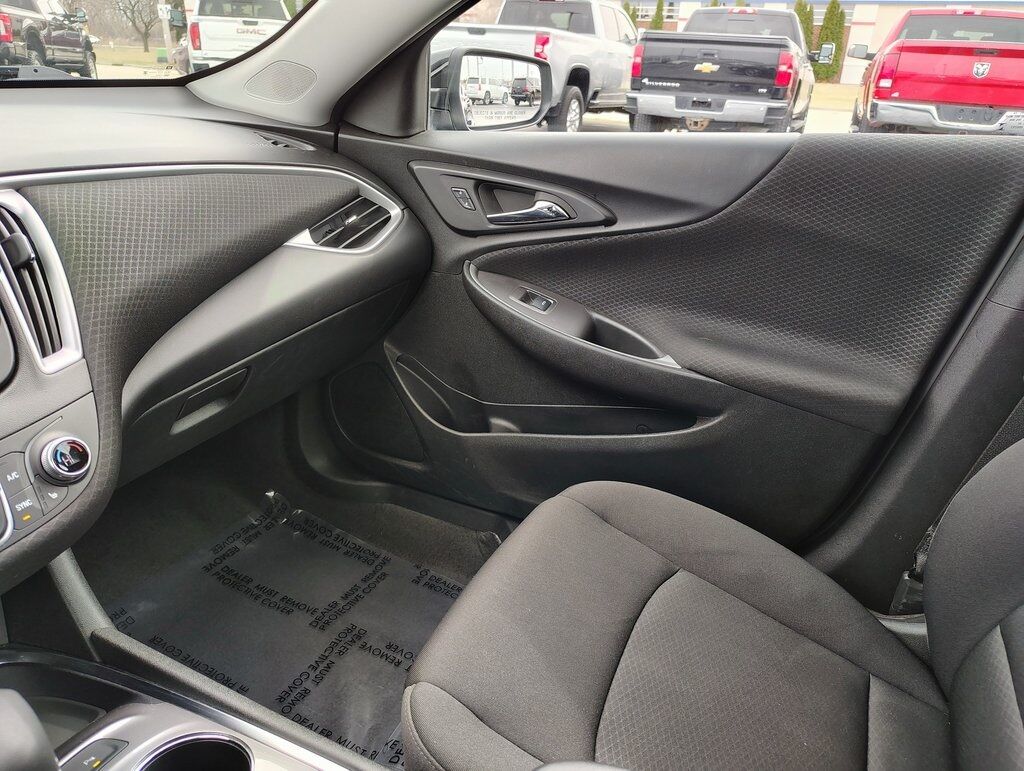 2024 Chevrolet Malibu LT 1LT Green Bay WI