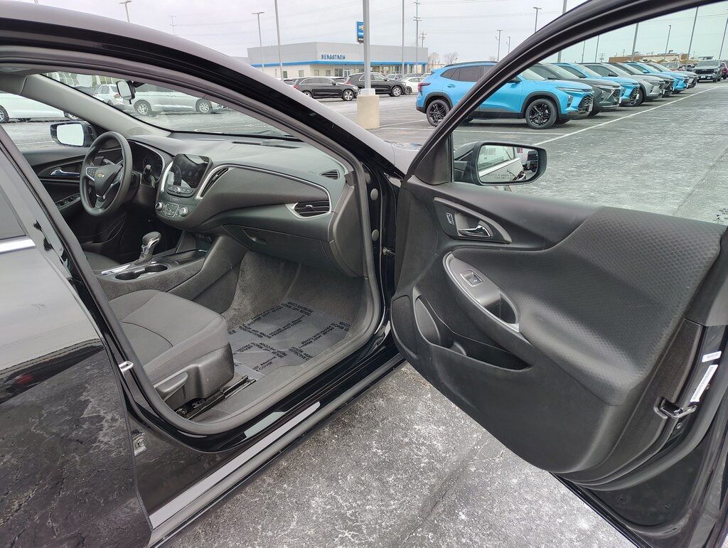 2024 Chevrolet Malibu LT 1LT Green Bay WI