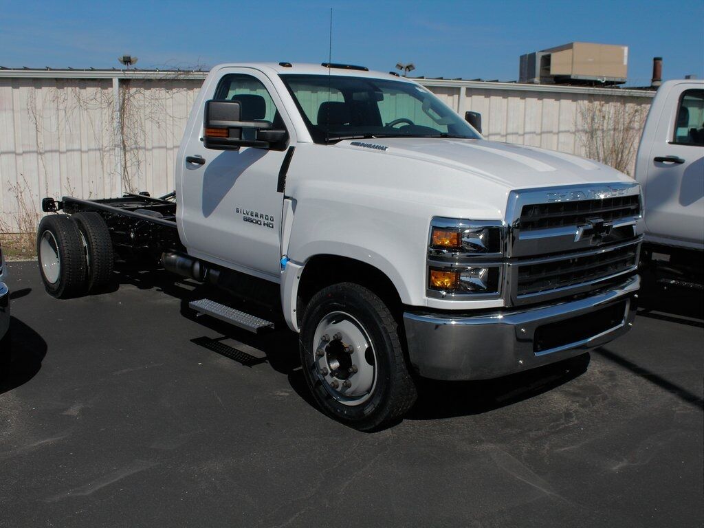 2024 Chevrolet SILVERADO 5500HD Work Truck
