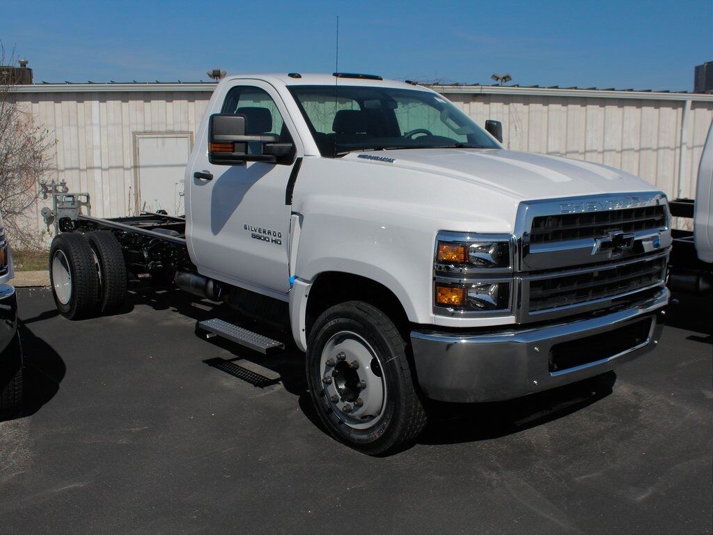 2024 Chevrolet SILVERADO 5500HD Work Truck
