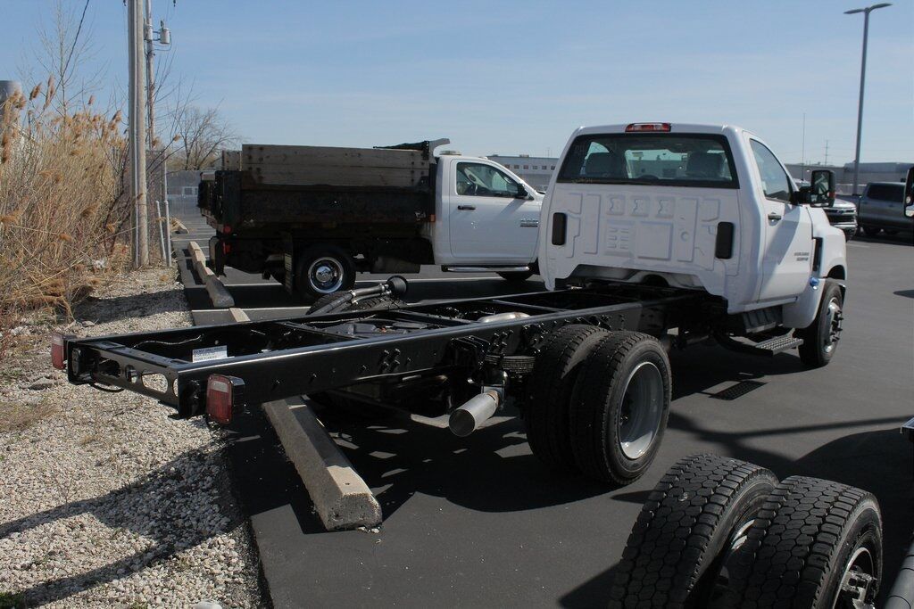 2024 Chevrolet Silverado 5500HD Work Truck Green Bay WI