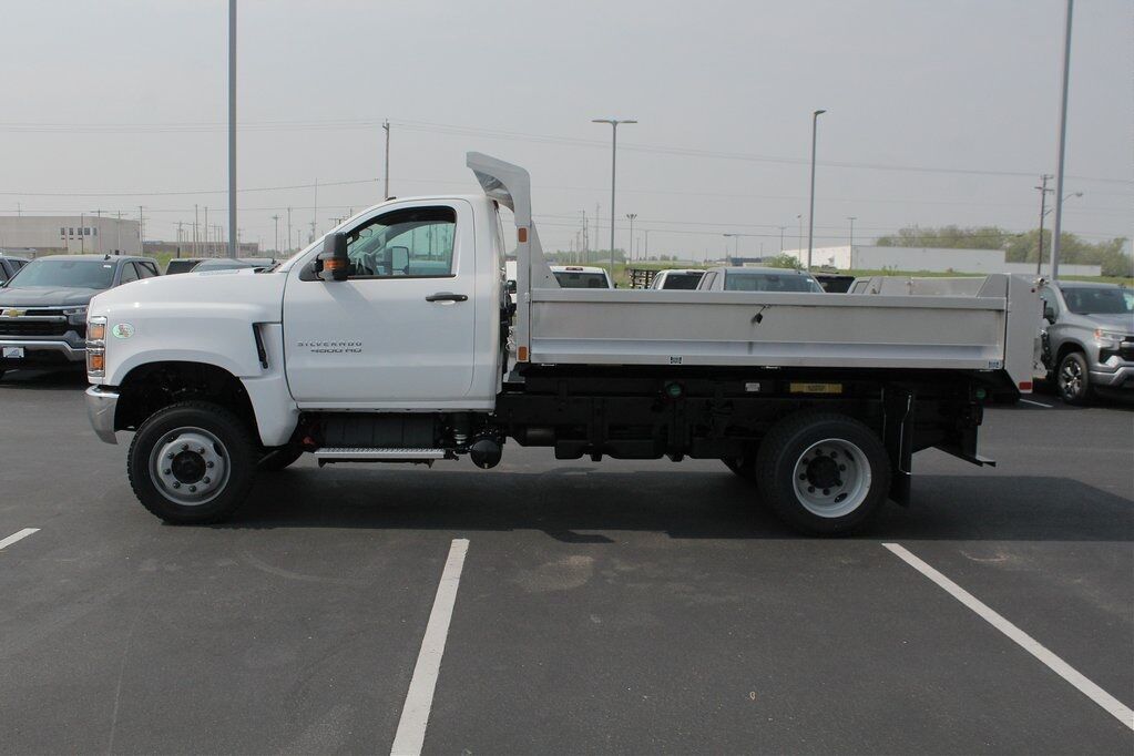 2024 Chevrolet Silverado 5500HD Work Truck Green Bay WI