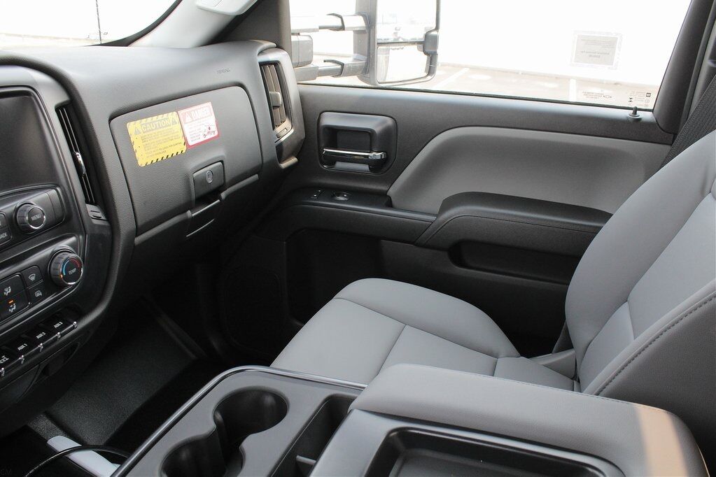 2024 Chevrolet Silverado 5500HD Work Truck Green Bay WI