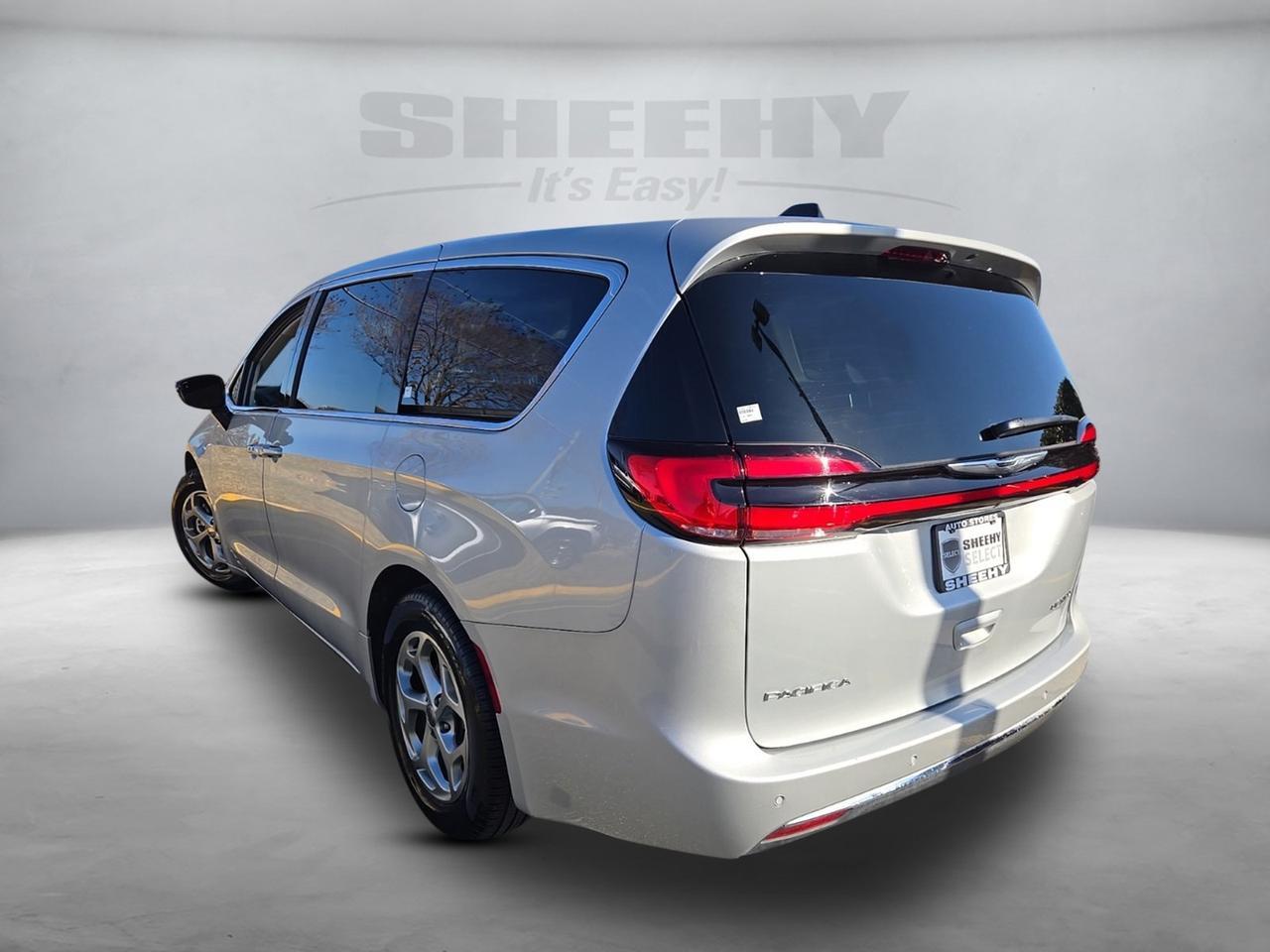 2024 Chrysler Pacifica Limited Stafford VA