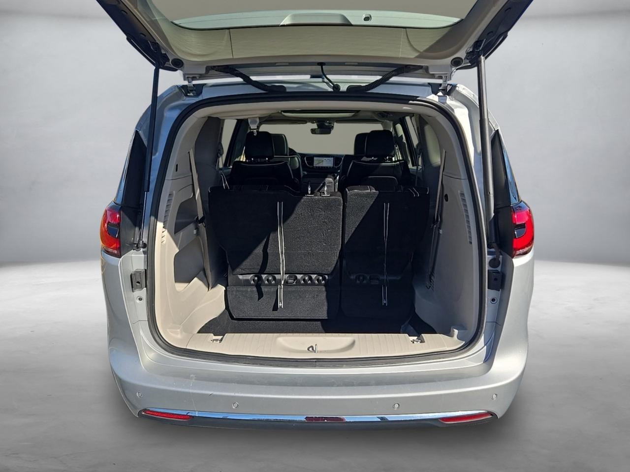 2024 Chrysler Pacifica Limited Stafford VA