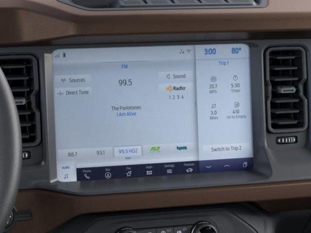 2024 Ford Bronco Outer Banks Green Bay WI