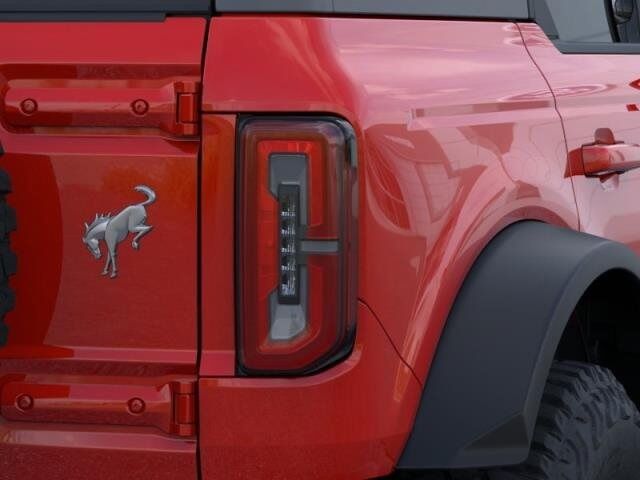 2024 Ford Bronco Outer Banks Green Bay WI