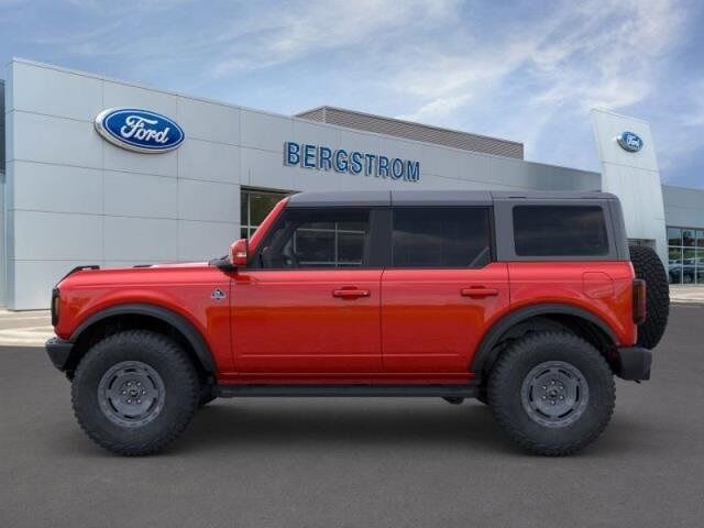 2024 Ford Bronco Outer Banks Green Bay WI