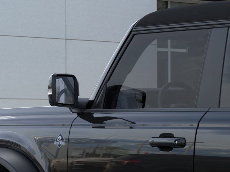 2024 Ford Bronco Outer Banks Green Bay WI