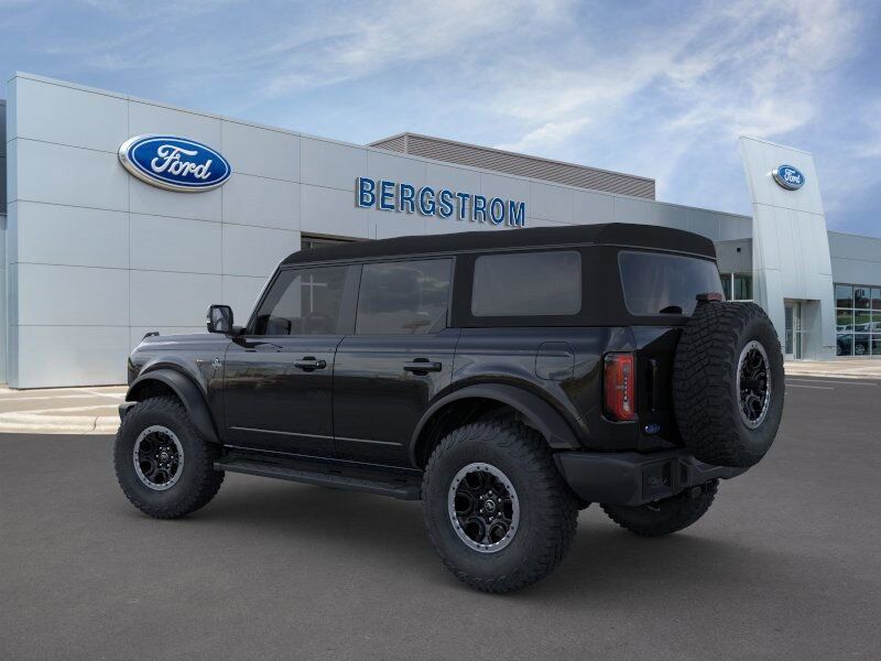2024 Ford Bronco Outer Banks Green Bay WI