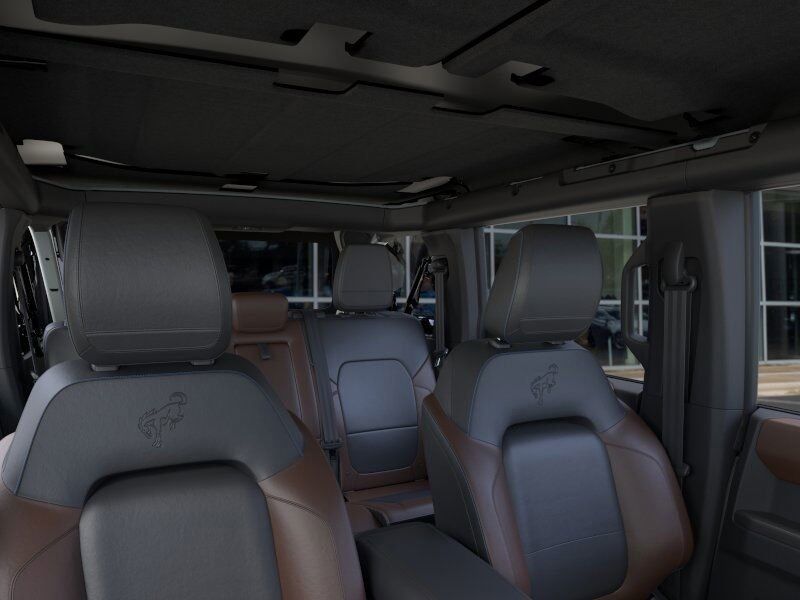 2024 Ford Bronco Outer Banks Green Bay WI