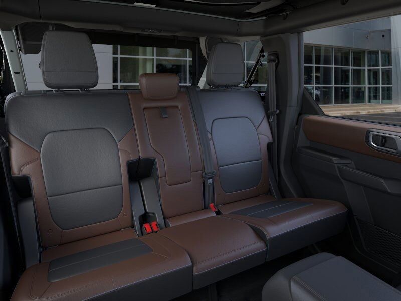 2024 Ford Bronco Outer Banks Green Bay WI