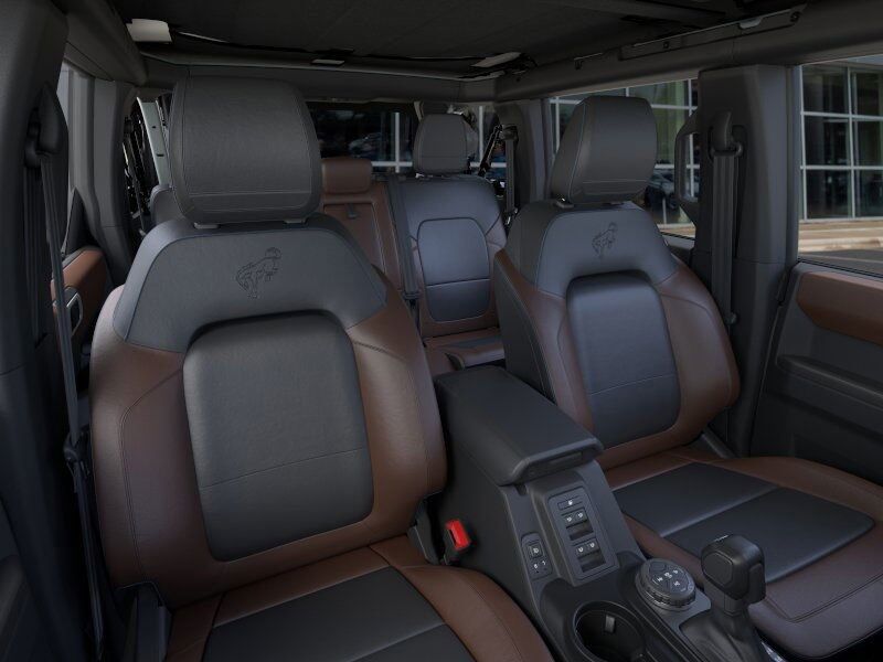 2024 Ford Bronco Outer Banks Green Bay WI